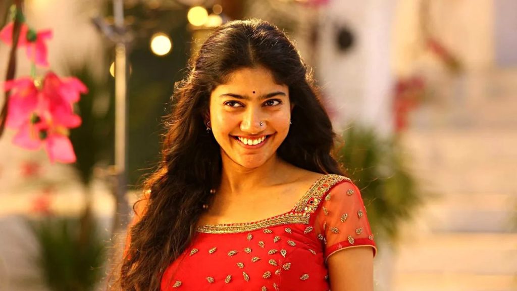 Sai Pallavi bollywood entry with Aamir Khan son Junaid Khan