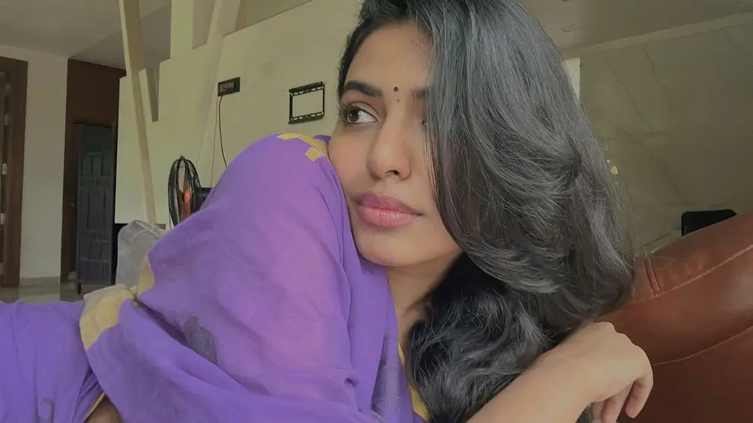 Shivani Rajashekar cute photos in Saree