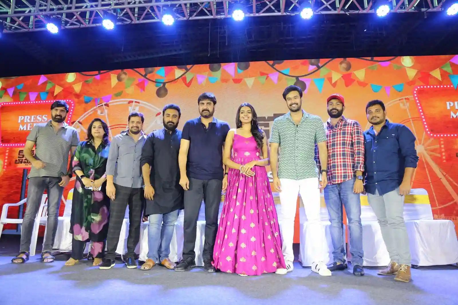 Srikanth Shivani Rajashekar Photos at Kota Bommali PS press meet