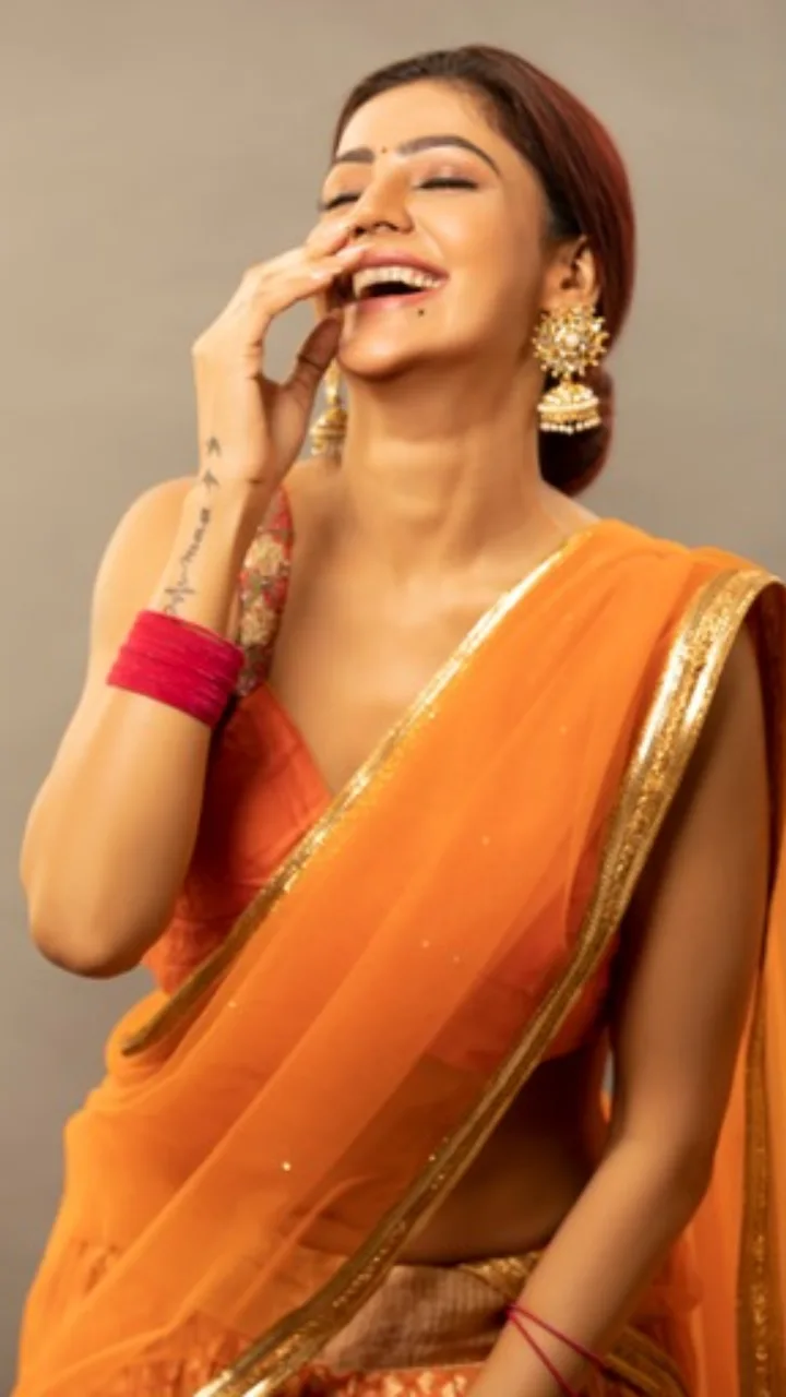 Tollywood Actress Soniya Bansal latest saree photos