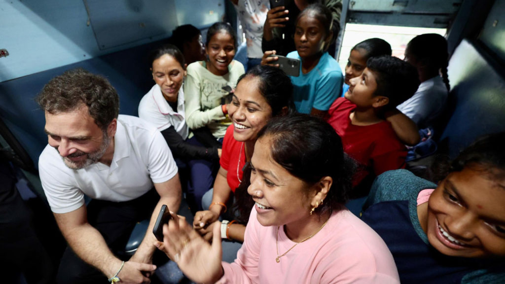 rahul gandhi travels train from bilaspur to raipur amid chattisgadh tour