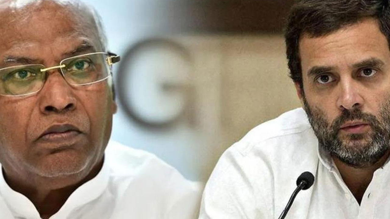 Sanatana Dharma Row: డీఎంకేకు షాక్.. సనాతన ధర్మ వివాదంపై ఉదయనిధిని తప్పుపట్టిన కాంగ్రెస్ Sanatana Dharma Row: డీఎంకేకు షాక్.. సనాతన ధర్మ వివాదంపై ఉదయనిధిని తప్పుపట్టిన కాంగ్రెస్