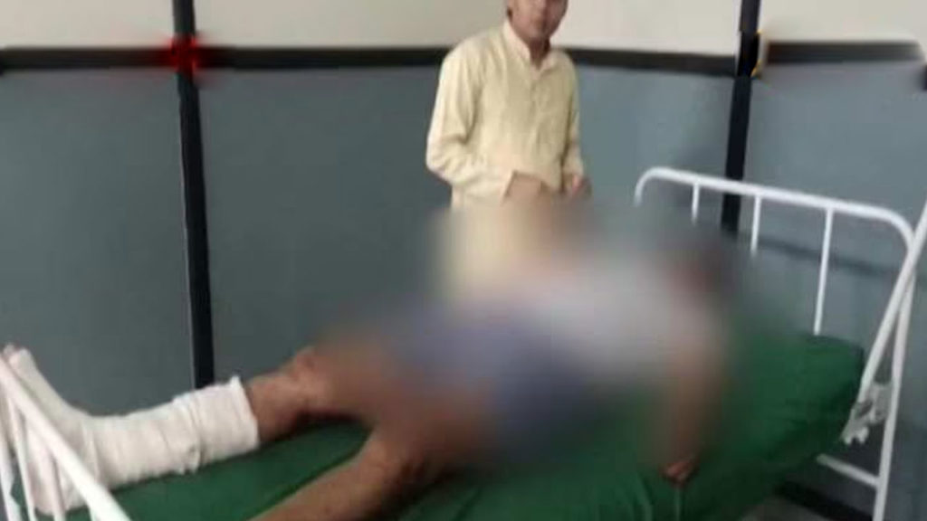 one more urine incident in madhya pradesh like sidhi incident