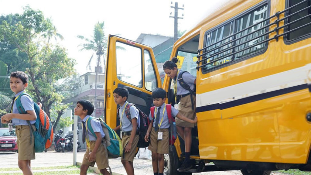 free bus for govt school students promise made by arvind kejriwal