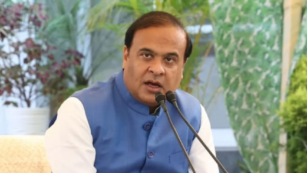 Bharat Name Row: భారత్ పేరు మార్పుపై ఓవైపు తీవ్ర వివాదం సాగుతోంది.. ఇంతలో మరోకొత్త పేరు చెప్పిన అస్సాం సీఎం Bharat Name Row: భారత్ పేరు మార్పుపై ఓవైపు తీవ్ర వివాదం సాగుతోంది.. ఇంతలో మరోకొత్త పేరు చెప్పిన అస్సాం సీఎం