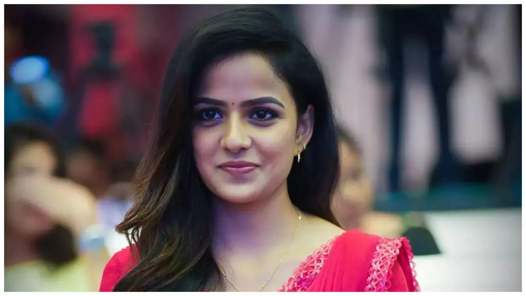 Vaishnavi Chaitanya got heroine chance in Siddu Jonnalagadda and Ashis movies