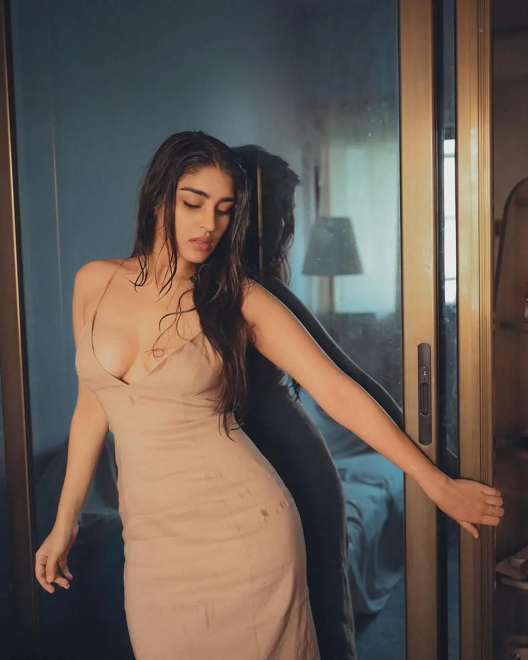 Yukti Thareja Sizzling Photos with Stunning Poses