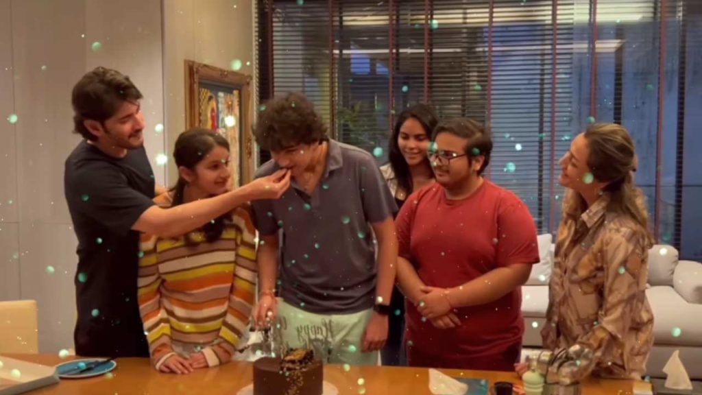 Mahesh Babu Son Gautam Ghattamaneni Birthday Celebrations with Family