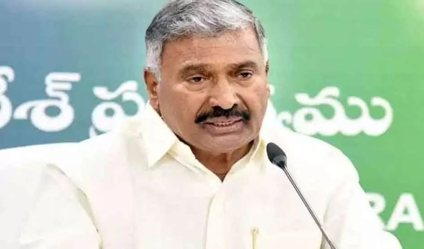 Peddireddy: అందుకు కిరణ్ కుమార్ రెడ్డే కారణం: మంత్రి పెద్దిరెడ్డి Peddireddy: అందుకు కిరణ్ కుమార్ రెడ్డే కారణం: మంత్రి పెద్దిరెడ్డి