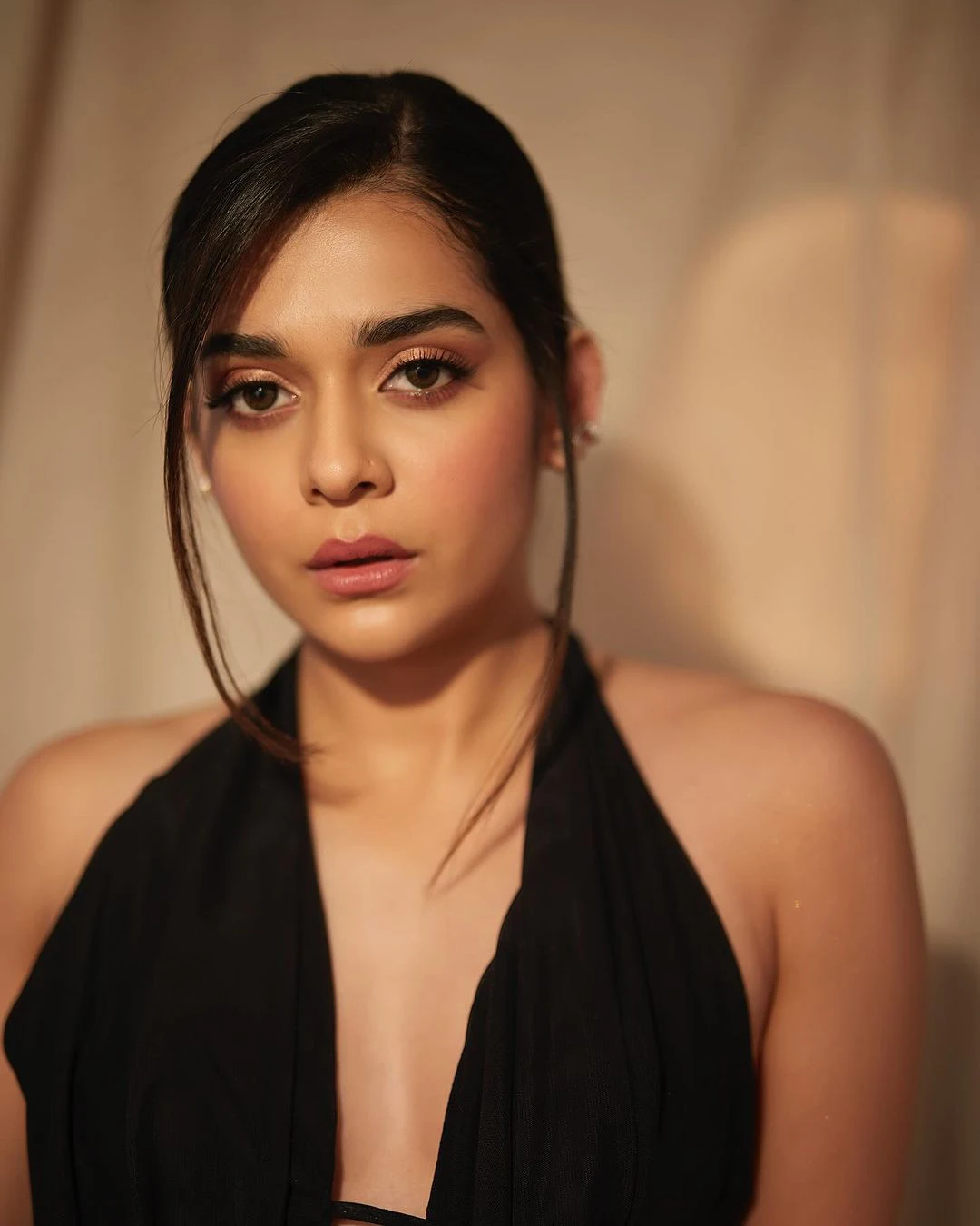 Actress Mithila Palkar shines in Black Dress Photos