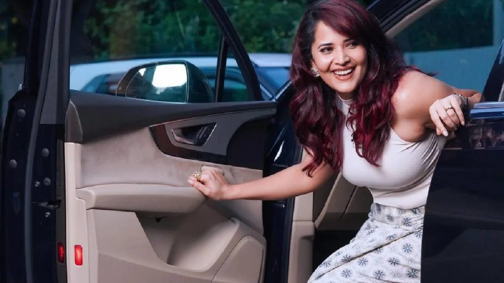 Anasuya Bharadwaj said her age infront of media video gone viral