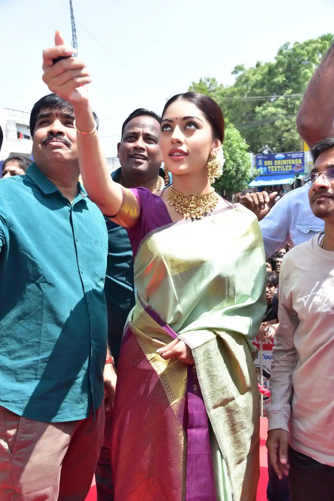 Anu Emmanuel Stills at Shop Opening