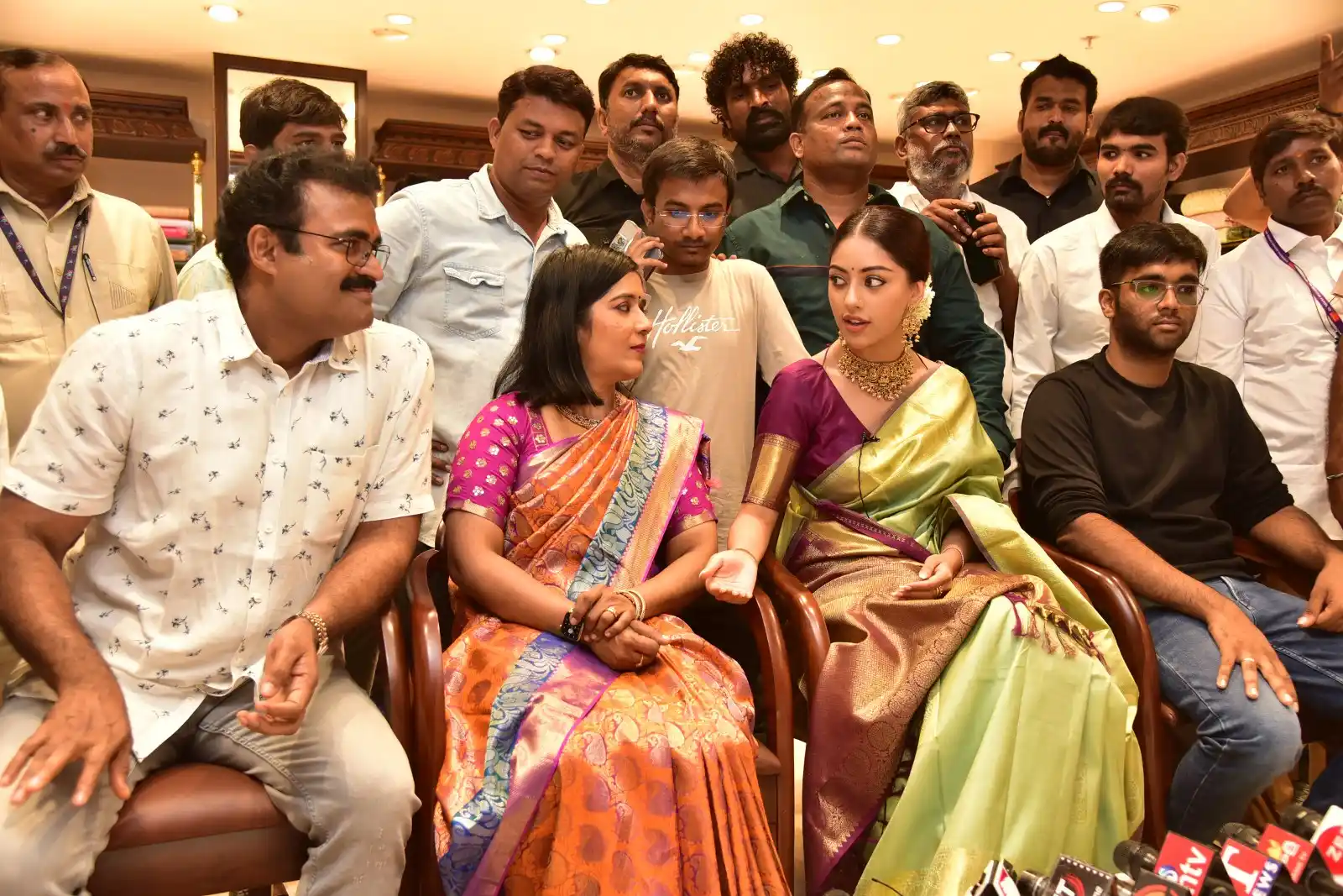 Anu Emmanuel Stills at Shop Opening