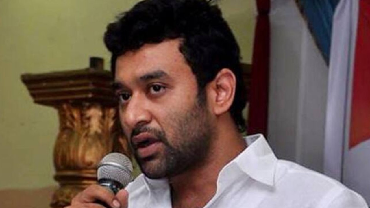 Vikram Goud : పార్టీ మారే ఆలోచనలో బీజేపీ నేత విక్రమ్ గౌడ్ Vikram Goud : పార్టీ మారే ఆలోచనలో బీజేపీ నేత విక్రమ్ గౌడ్