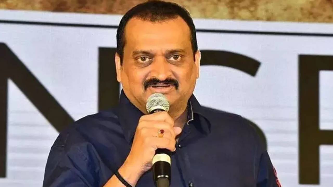 Bandla Ganesh: తెలంగాణ ఎన్నికల్లో కాంగ్రెస్ నుంచి పోటీపై క్లారిటీ ఇచ్చిన బండ్ల గణేశ్.. రేవంత్ రెడ్డికి కృతజ్ఞతలు Bandla Ganesh: తెలంగాణ ఎన్నికల్లో కాంగ్రెస్ నుంచి పోటీపై క్లారిటీ ఇచ్చిన బండ్ల గణేశ్.. రేవంత్ రెడ్డికి కృతజ్ఞతలు