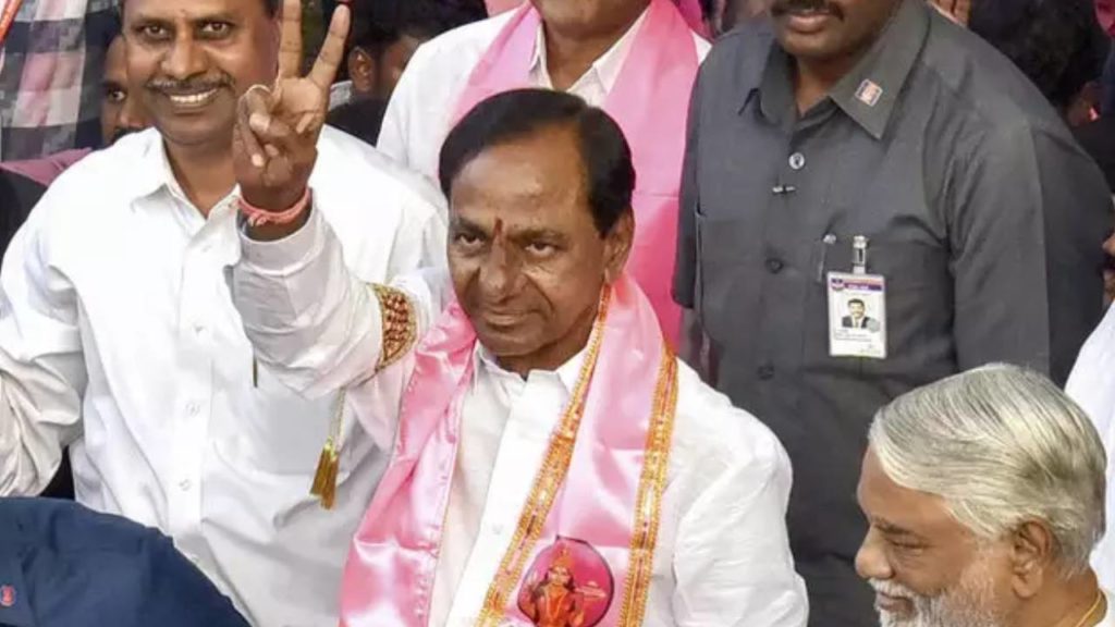 CM KCR