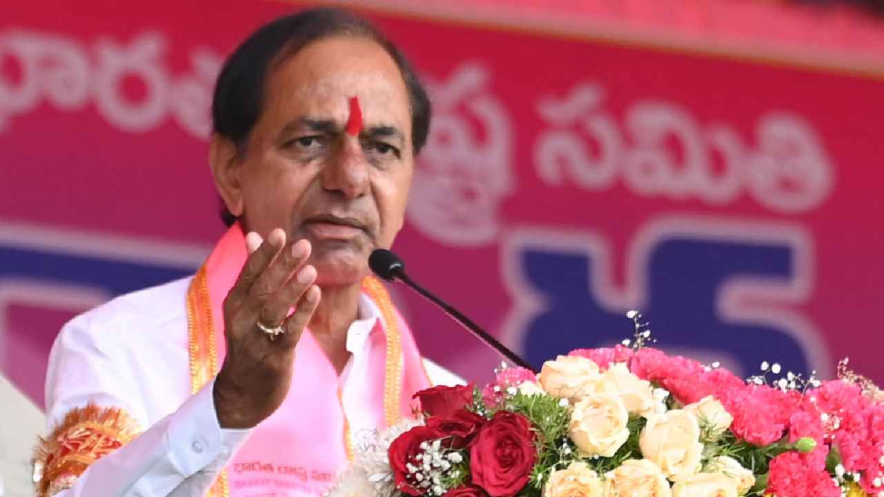CM KCR : జాగ్రత్త.. పెద్ద ప్రమాదం పొంచి ఉంది, కాంగ్రెస్ వస్తే ఖతమే- సీఎం కేసీఆర్ CM KCR : జాగ్రత్త.. పెద్ద ప్రమాదం పొంచి ఉంది, కాంగ్రెస్ వస్తే ఖతమే- సీఎం కేసీఆర్