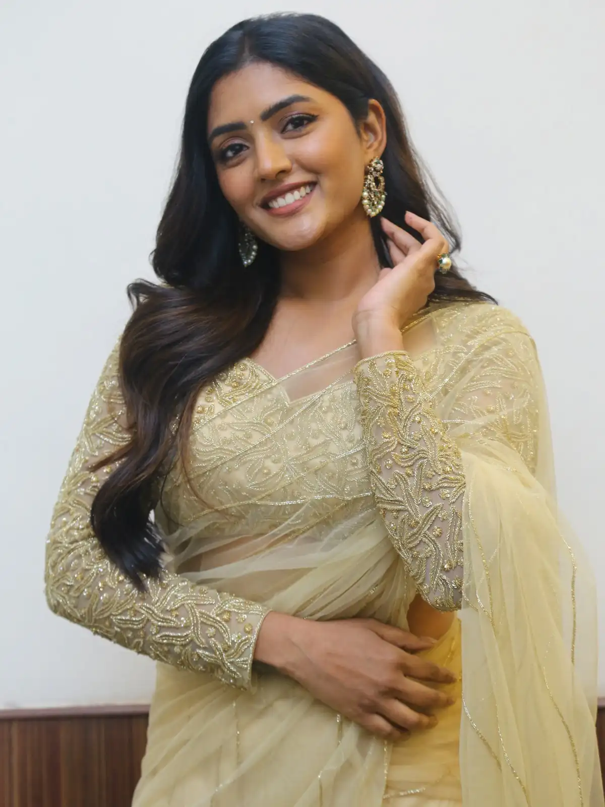 Eesha Rebba Shines in Saree at Maama Mascheendra Movie Pre Release Event