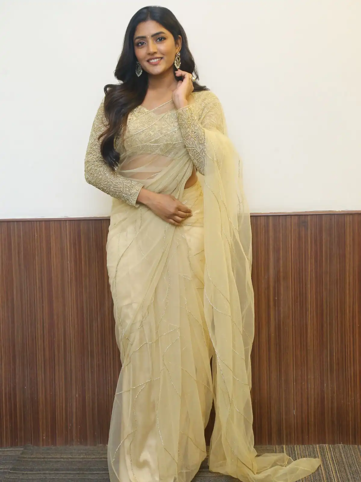 Eesha Rebba Shines in Saree at Maama Mascheendra Movie Pre Release Event