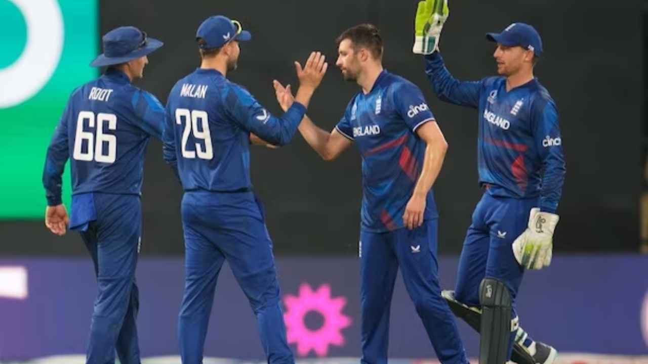 ODI World Cup 2023: వరల్డ్ కప్ చరిత్రలో చెత్త రికార్డు నమోదు చేసుకున్న ఇంగ్లాండ్.. అదేంటో తెలుసా? ODI World Cup 2023: వరల్డ్ కప్ చరిత్రలో చెత్త రికార్డు నమోదు చేసుకున్న ఇంగ్లాండ్.. అదేంటో తెలుసా?