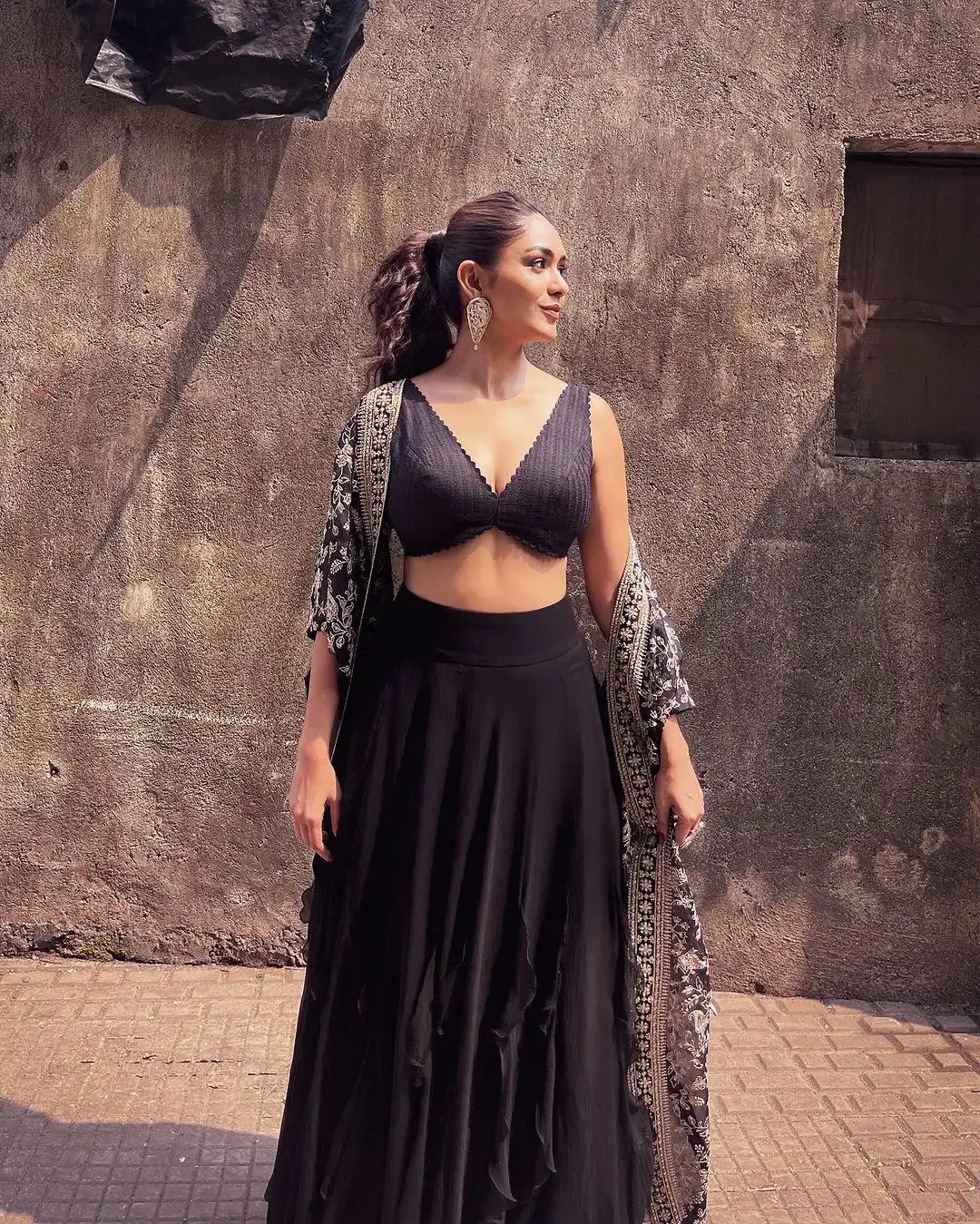 Hi Nanna Actress Mrunal Thakur lastest Photoshoot