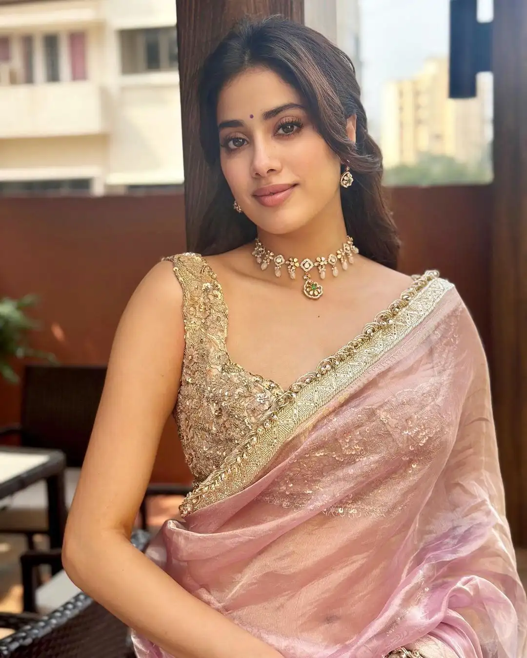Janhvi Kapoor shares her latest saree photos