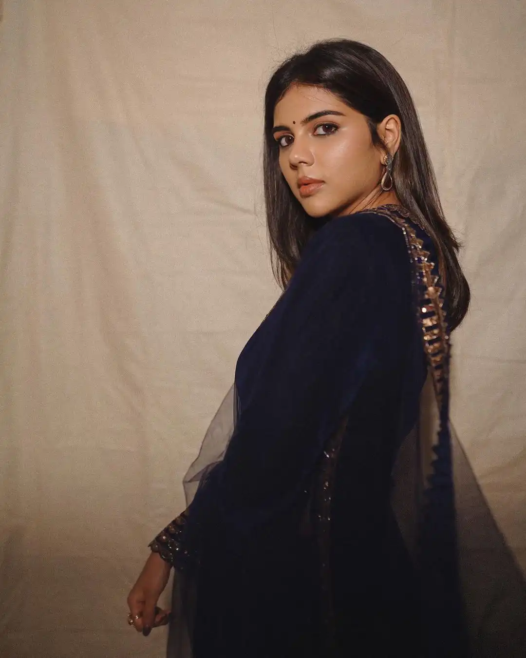 Kalyani Priyadarshan Simple Looks in Black Chudidar