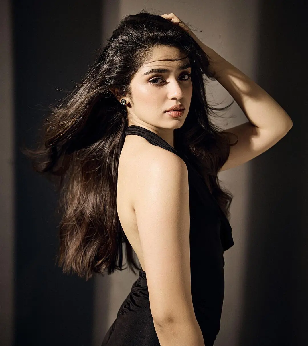 Krithi Shetty Dazzling Looks in Black Dress