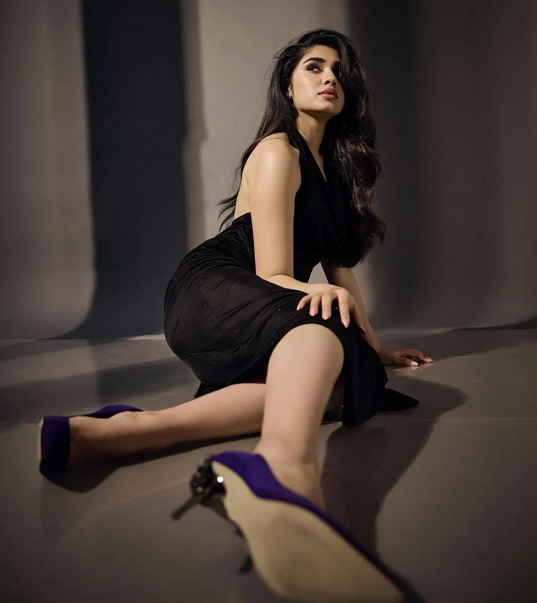 Krithi Shetty Dazzling Looks in Black Dress