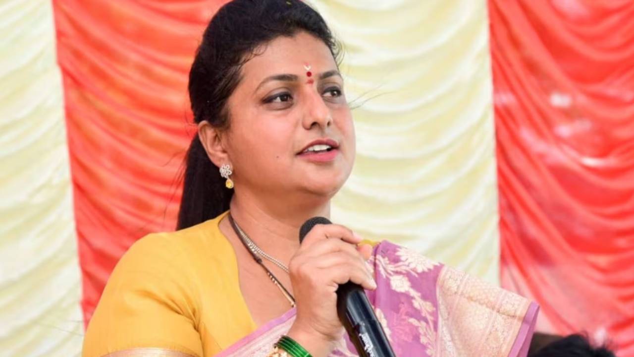 Minister Roja Selvamani: మగాడి విజయం వెనుక స్త్రీ ఉంటుంది.. కానీ ఒక స్త్రీ విజయం వెనుక.. Minister Roja Selvamani: మగాడి విజయం వెనుక స్త్రీ ఉంటుంది.. కానీ ఒక స్త్రీ విజయం వెనుక..