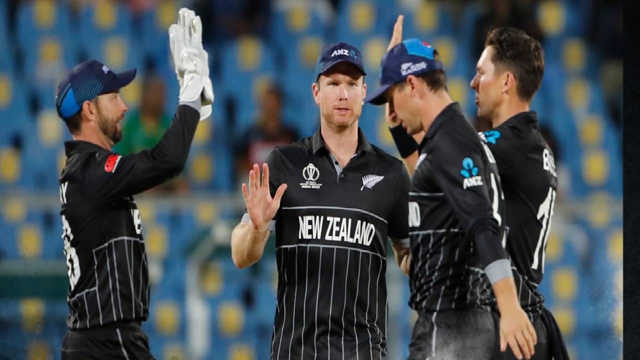 World Cup 2023 NZ vs NED ODI : మిచెల్ సాంట్నర్ పాంచ్ పటాకా.. నెదర్లాండ్స్ చిత్తు.. ఉప్పల్లో న్యూజిలాండ్దే విజయం World Cup 2023 NZ vs NED ODI : మిచెల్ సాంట్నర్ పాంచ్ పటాకా.. నెదర్లాండ్స్ చిత్తు.. ఉప్పల్లో న్యూజిలాండ్దే విజయం