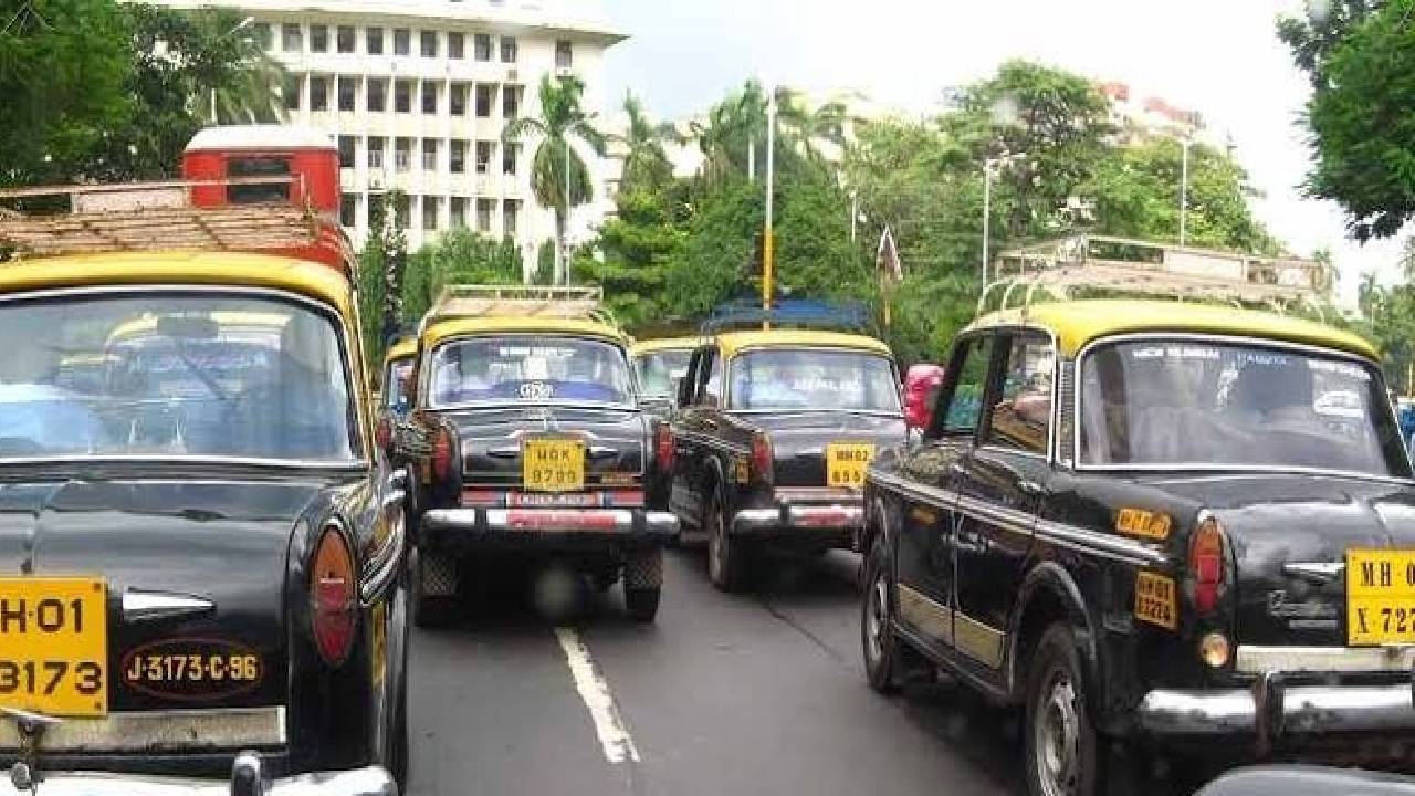 Premier Padmini : ఆరు దశాబ్దాల ప్రయాణానికి ముగింపు.. ముంబయి రోడ్లపై నిలిచిపోనున్న ‘ప్రీమియర్ పద్మినీ’ టాక్సీలు Premier Padmini : ఆరు దశాబ్దాల ప్రయాణానికి ముగింపు.. ముంబయి రోడ్లపై నిలిచిపోనున్న ‘ప్రీమియర్ పద్మినీ’ టాక్సీలు