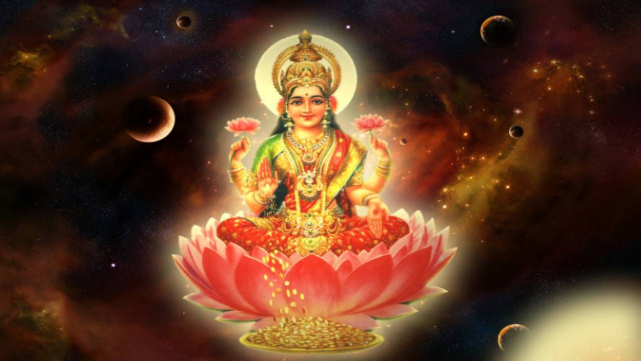 Navaratri 2023 : సిరి సంపదలను ప్రసాదించే ‘శ్రీ మహాలక్ష్మీ దేవి’ Navaratri 2023 : సిరి సంపదలను ప్రసాదించే ‘శ్రీ మహాలక్ష్మీ దేవి’