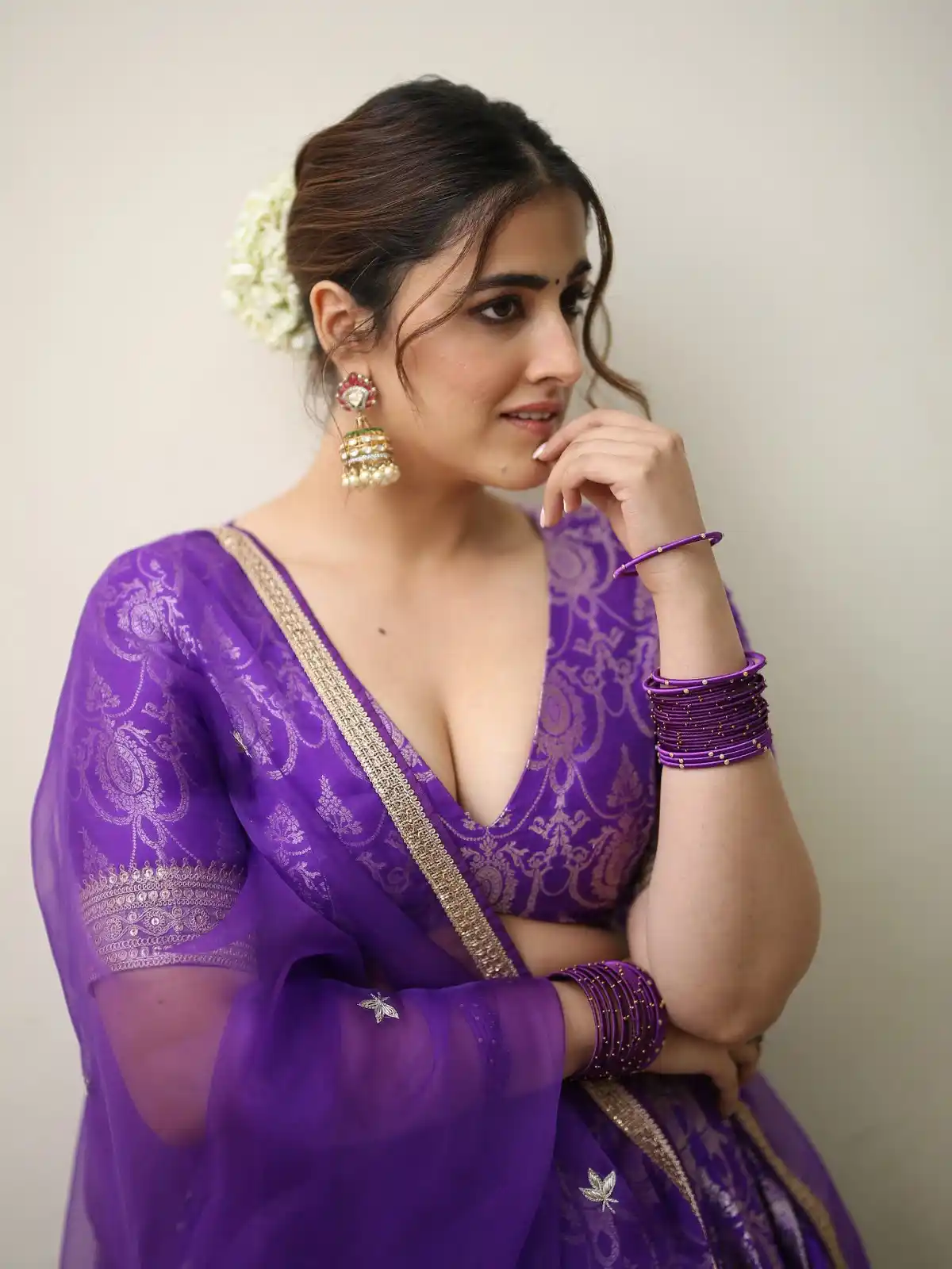 Nupur Sanon Shines in Blue Dress at Tiger Nageswara Rao Pre Release Event