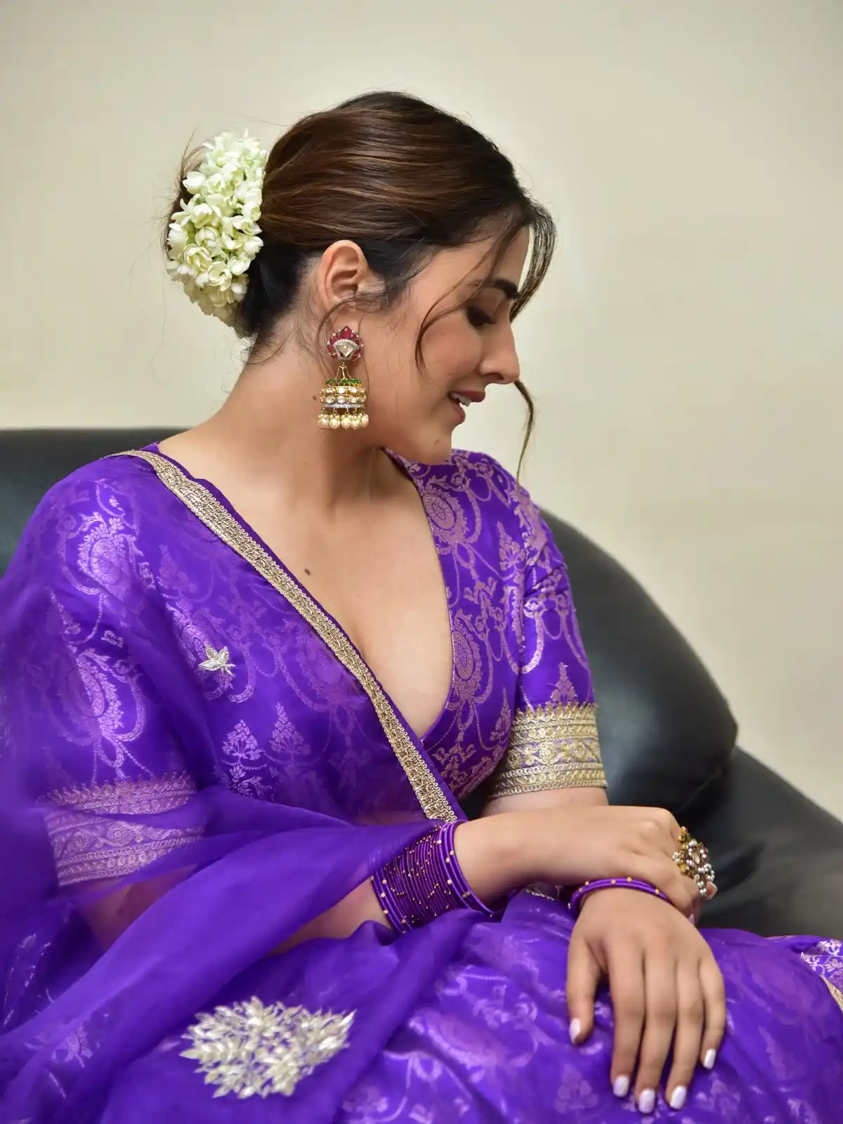 Nupur Sanon Shines in Blue Dress at Tiger Nageswara Rao Pre Release Event