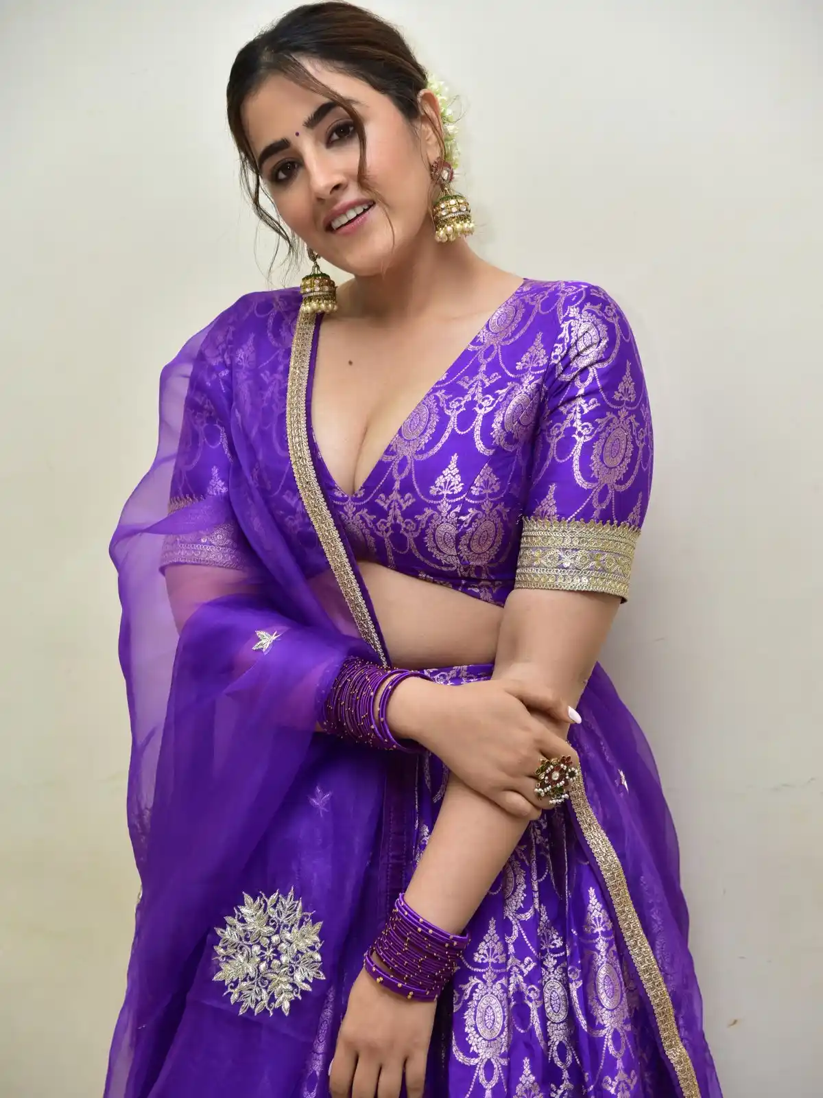 Nupur Sanon Shines in Blue Dress at Tiger Nageswara Rao Pre Release Event