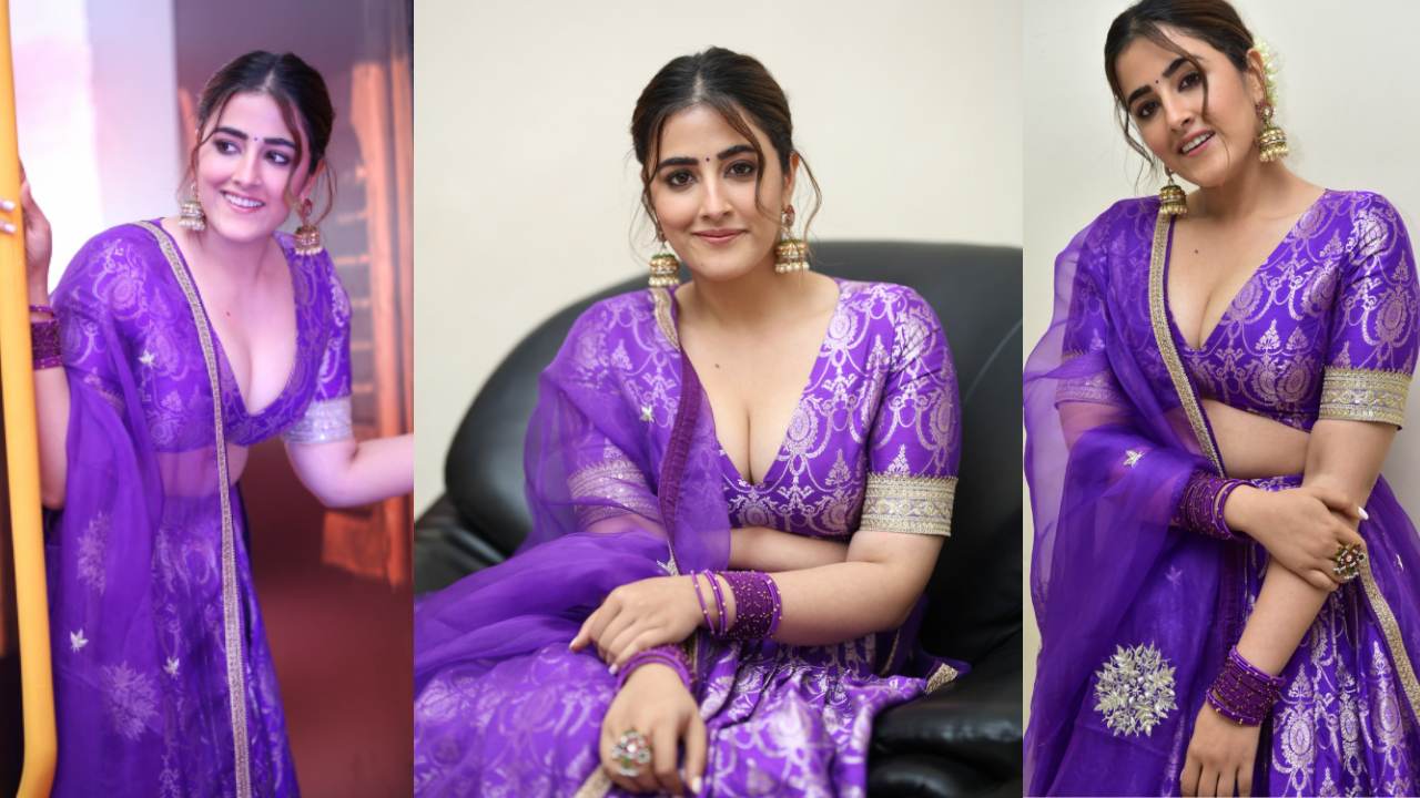 Nupur Sanon : నీలి రంగు లెహంగాలో నిలువెత్తు మెరిసిపోతున్న నుపుర్ సనన్..