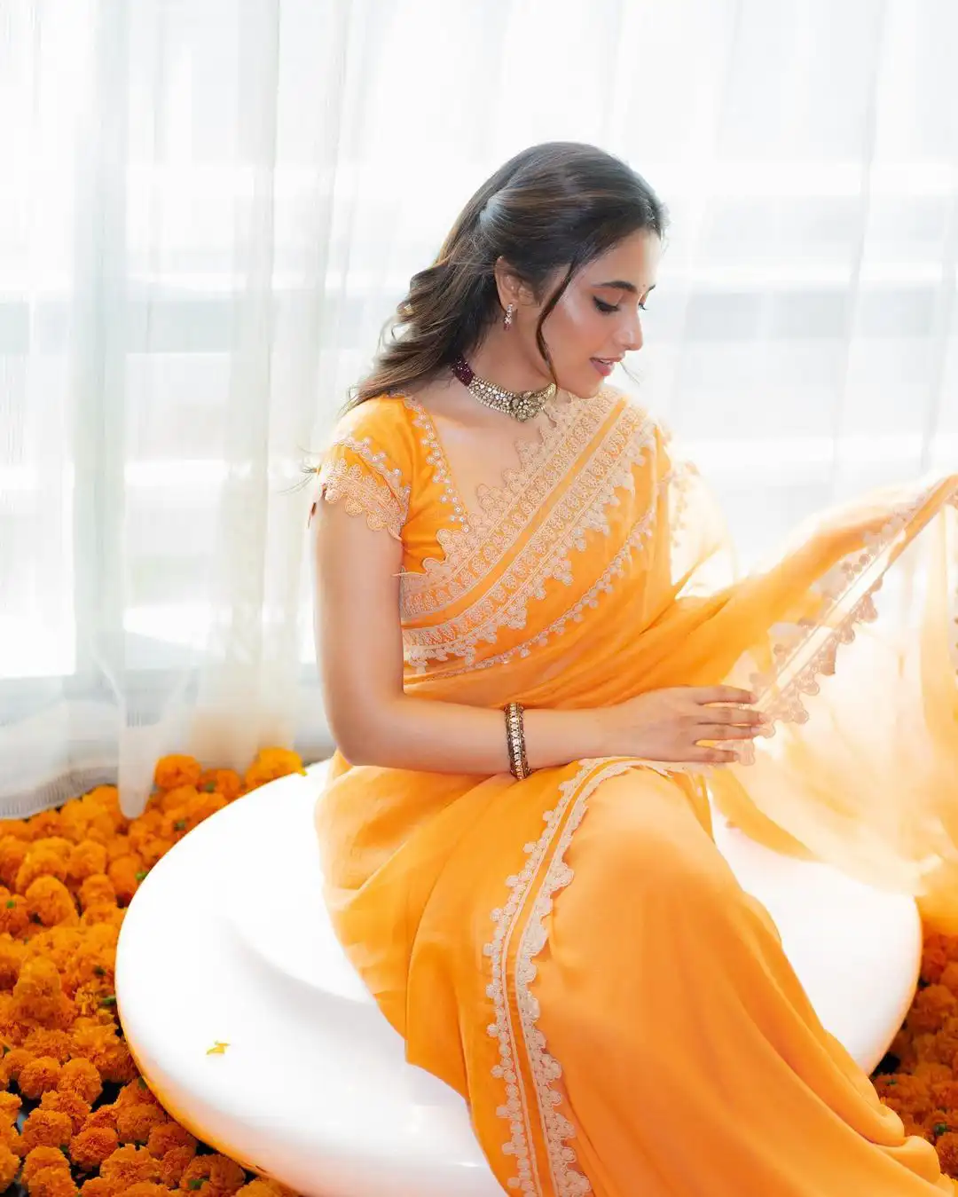 Priyanka Mohan Stunning Looks in Saree
