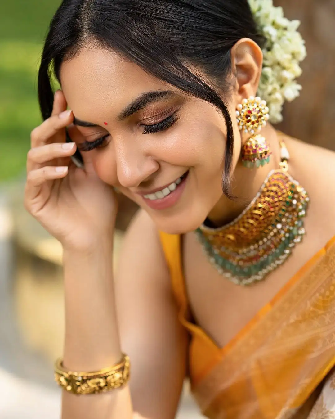Ritu Varma Shines in Silk Saree