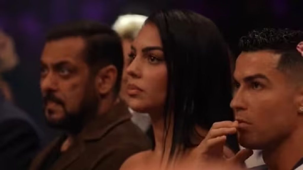 Salman Khan Cristiano Ronaldo at Saudi Arabia boxing match video