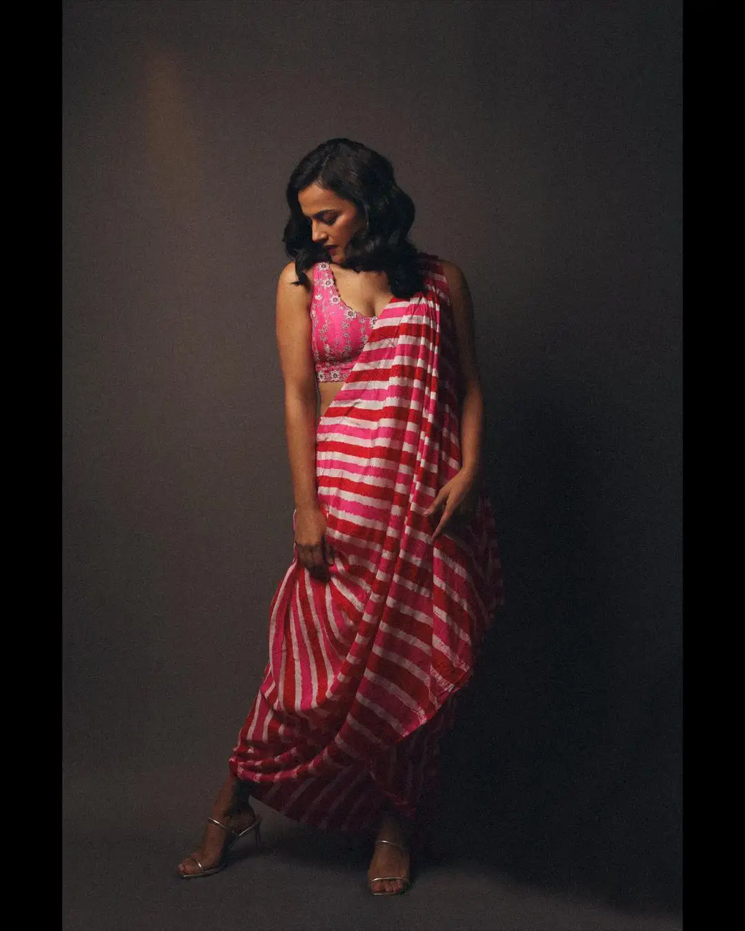 Shraddha Srinath Fabulous Poses in Saree Wear