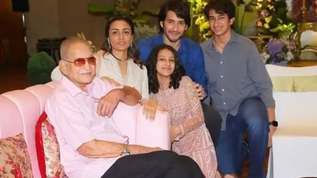 Sitara Ghattamaneni emotional post on Mahesh Babu Krishna