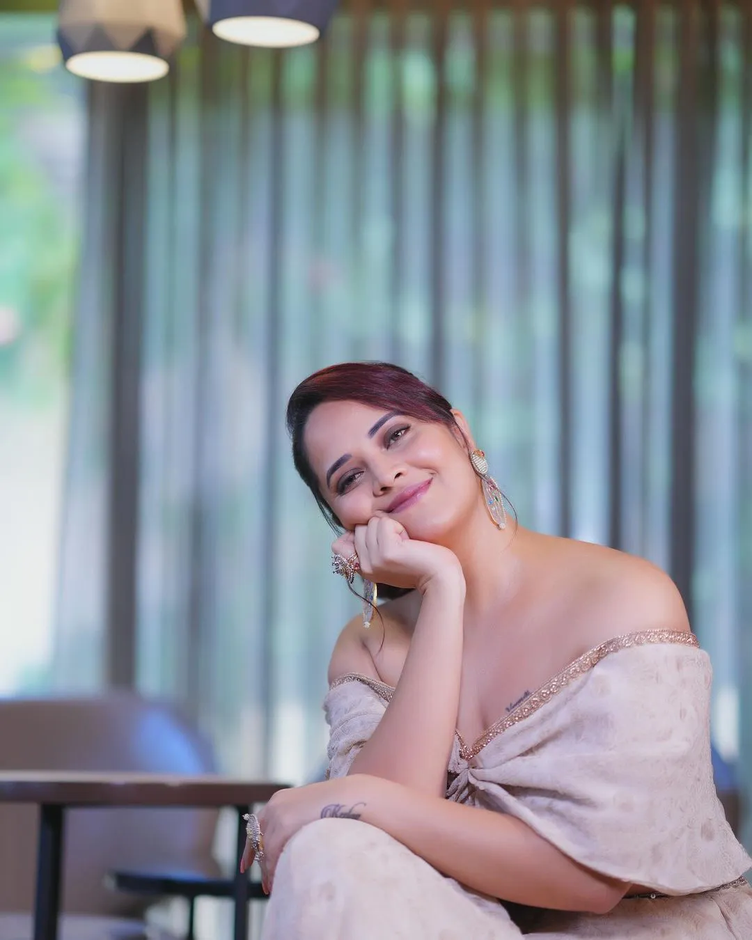 Tollywood Actress Anasuya Bharadwaj mesmerizing Photoshoot