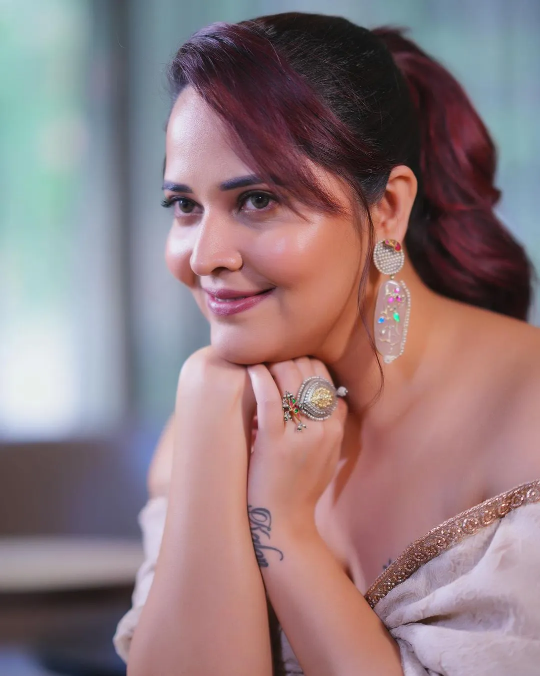 Tollywood Actress Anasuya Bharadwaj mesmerizing Photoshoot