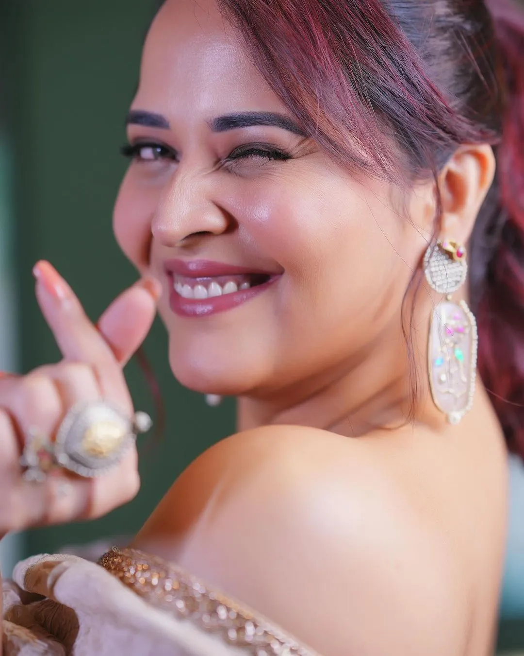 Tollywood Actress Anasuya Bharadwaj mesmerizing Photoshoot