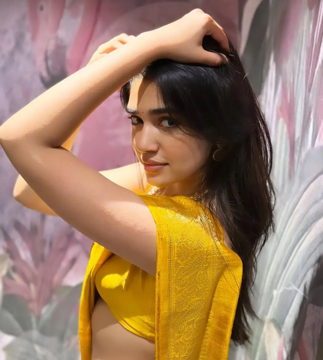 Tollywood Actress Krithi Shetty Half Saree Photos