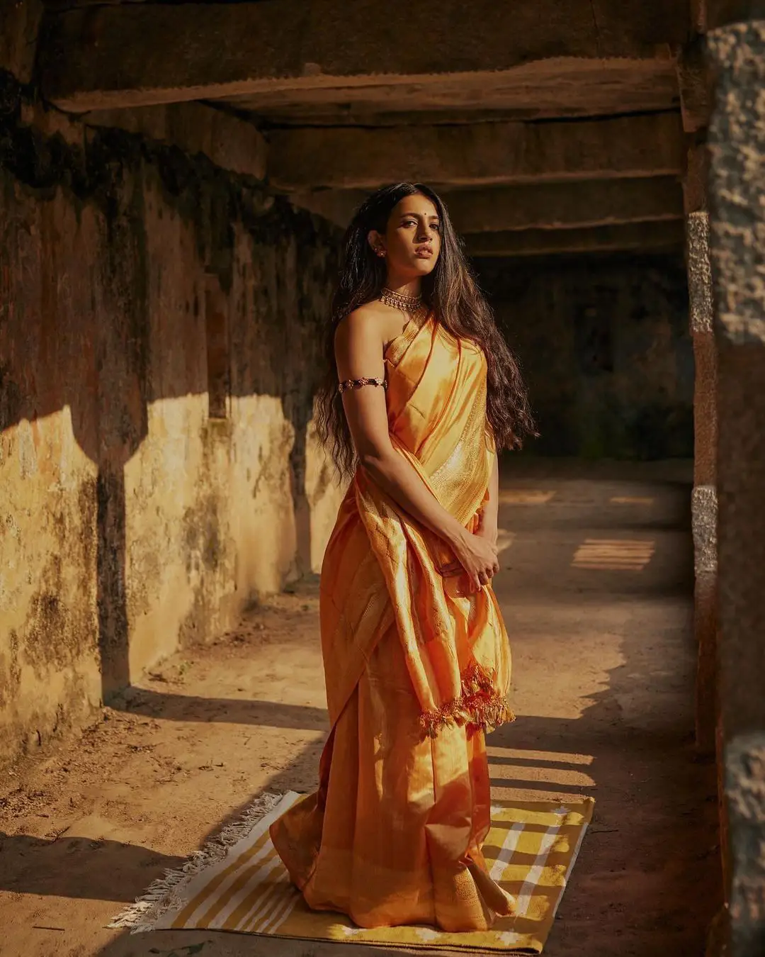 Tollywood Actress Niharika Konidela vintage look photoshoot