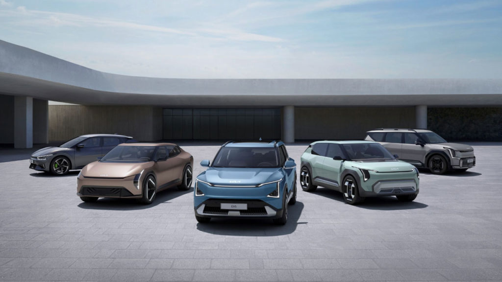 Kia has revealed two new electric concept cars EV3 and EV4