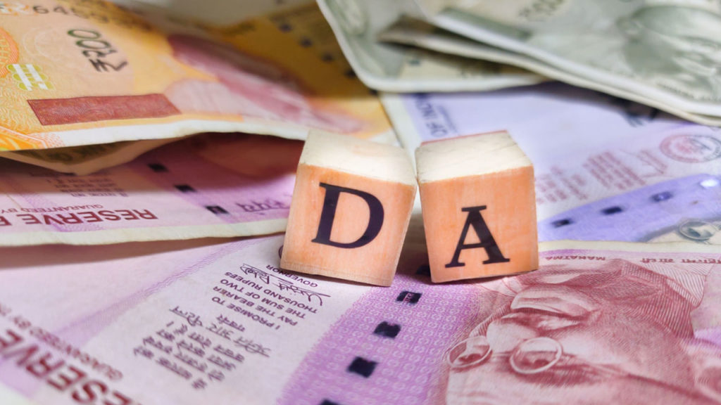 Another DA is 4.8 percent for TSRTC employees