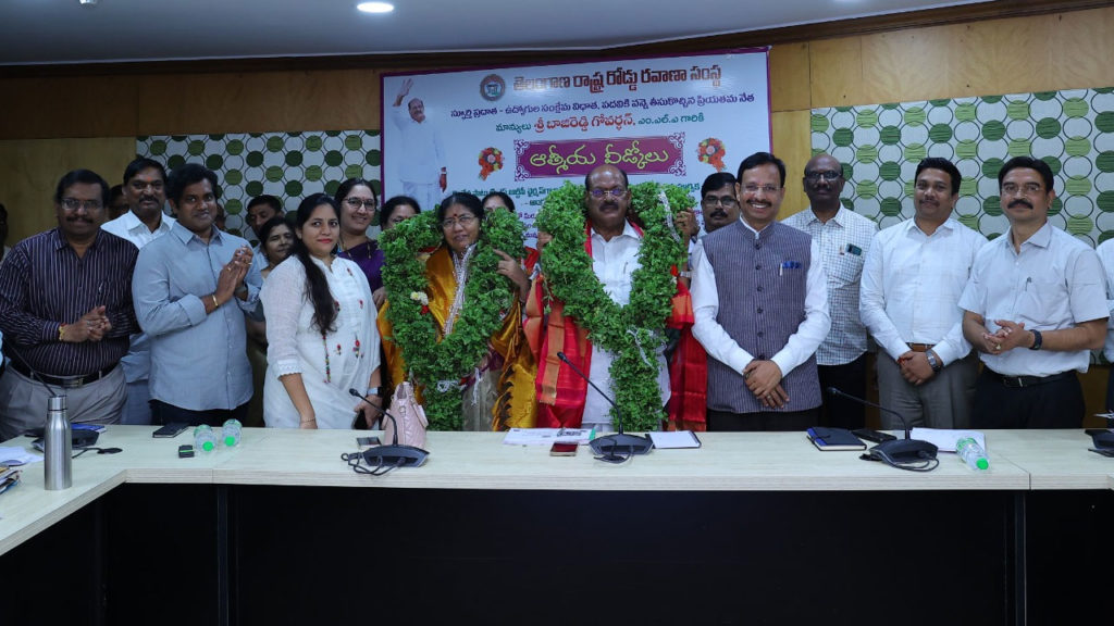 Farewell to Telangana state RTC Bajireddy Govardan in bus bhavan